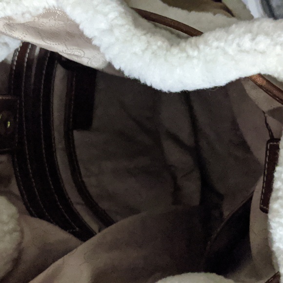 🐾MK Sherpa Bucket Bag - Picture 3 of 4